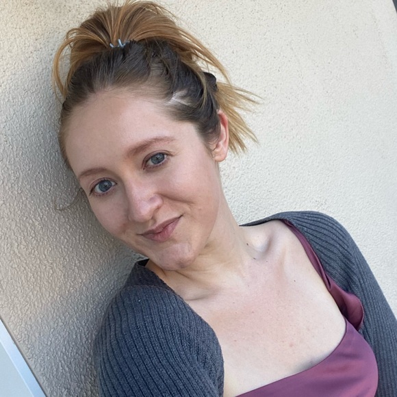 Meet your Posher, Madison - Picture 1 of 1